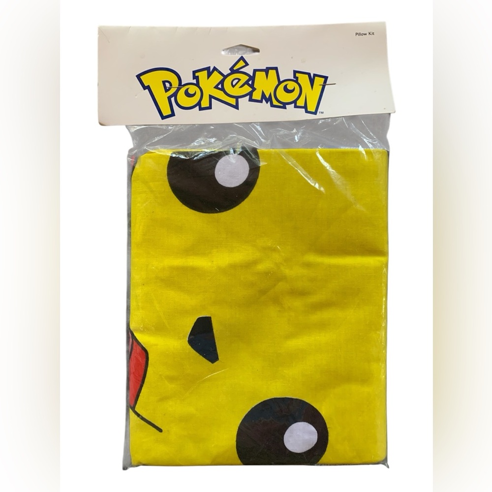 POKEMON BODY PILLOW KIT PIKACHU & Yards ALLOVER PRINT COTTON VTG 36”x45”